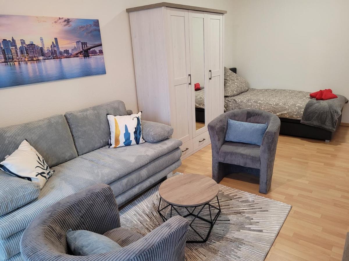 Wohnung In Oberhausen: Zentral & Ruhig, Eigener Eingang Oberhausen  Extérieur photo