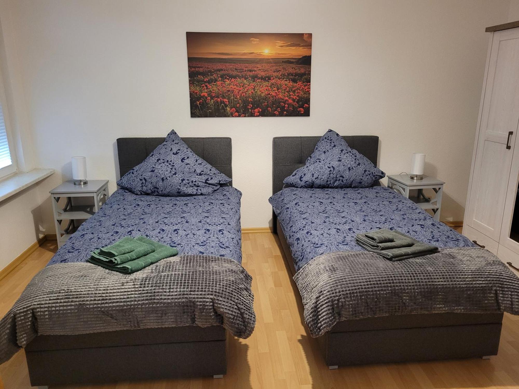 Wohnung In Oberhausen: Zentral & Ruhig, Eigener Eingang Oberhausen  Extérieur photo
